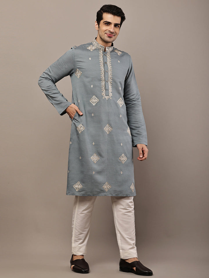 Viscose Men’s Grey Embroidered Kurta | SHOBITAM