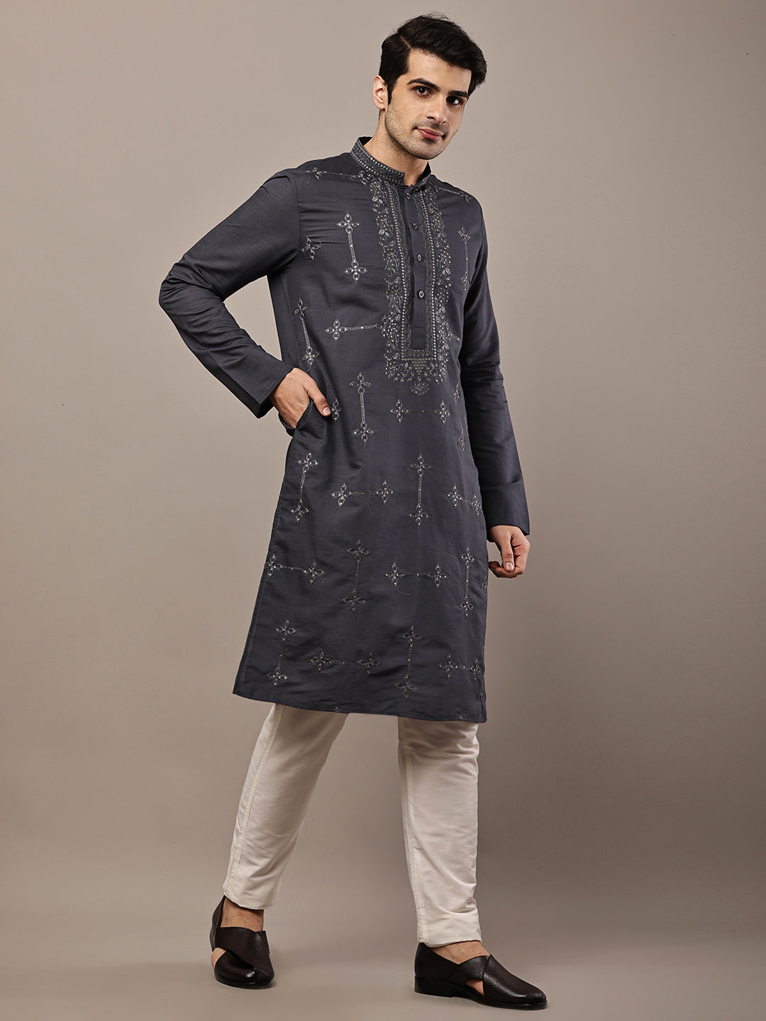 Viscose Men’s Dark Grey Embroidered Kurta | SHOBITAM