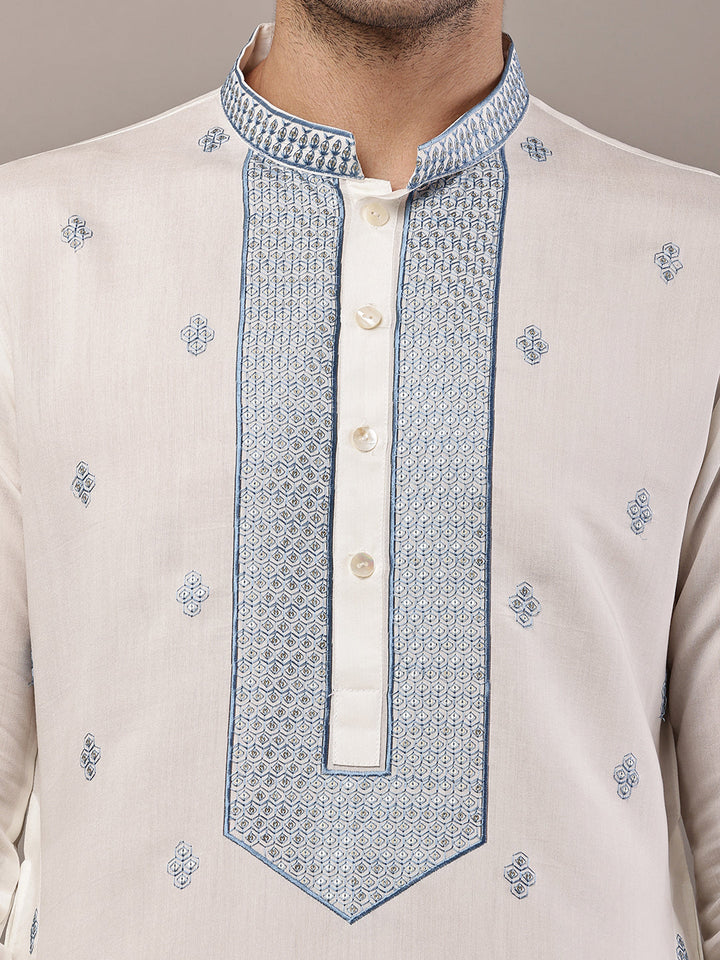 Viscose Men’s Off-White Embroidered Kurta | SHOBITAM