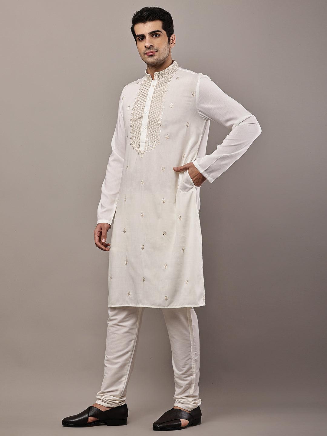 Viscose Men’s Cream Embroidered Kurta | SHOBITAM