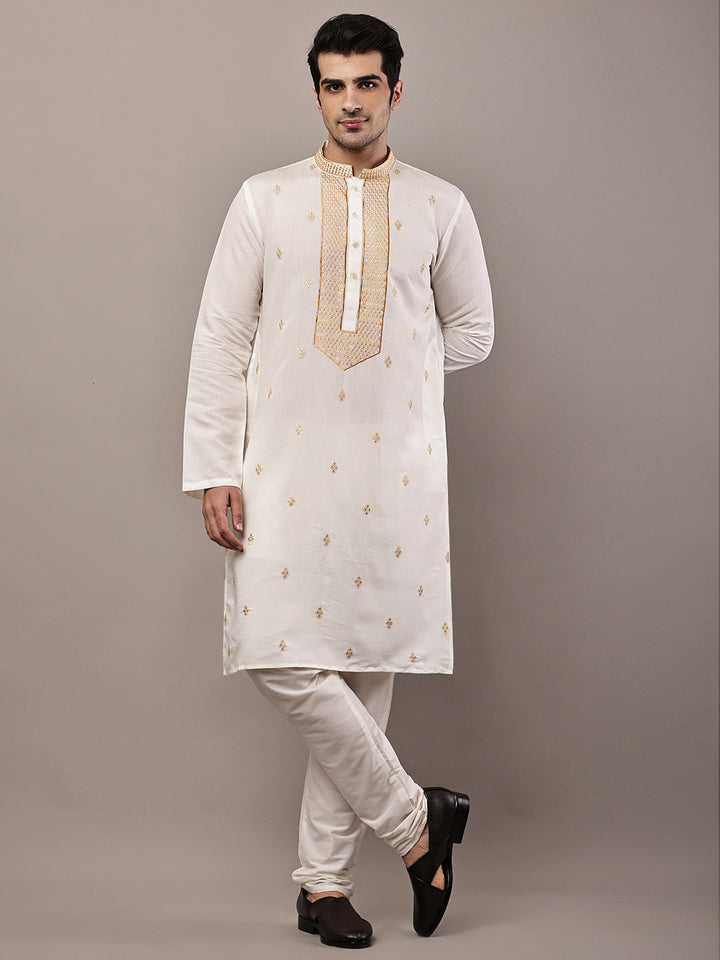 Viscose Men’s Off-White Embroidered Kurta | SHOBITAM