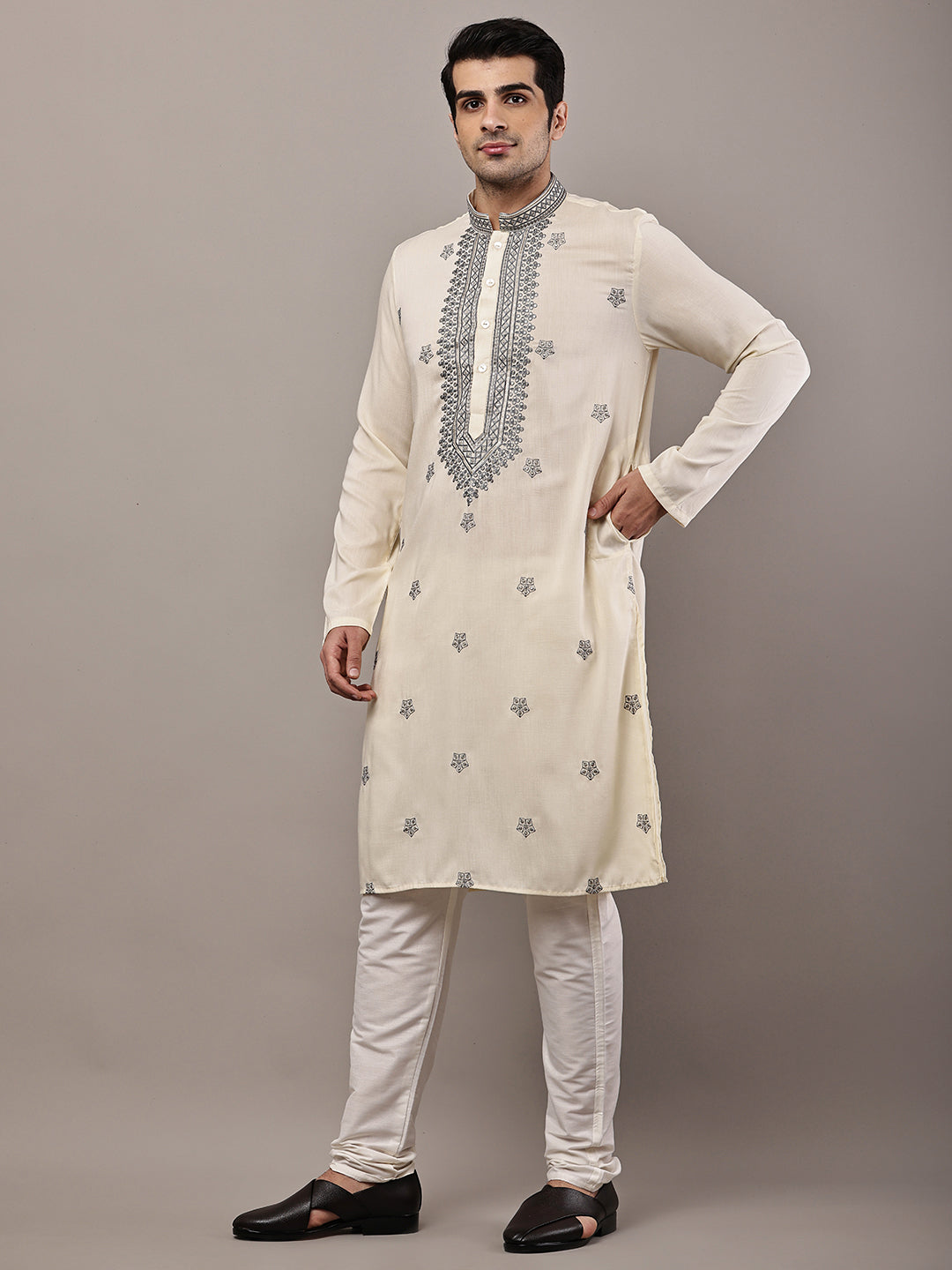 Viscose Men’s Cream Embroidered Kurta | SHOBITAM