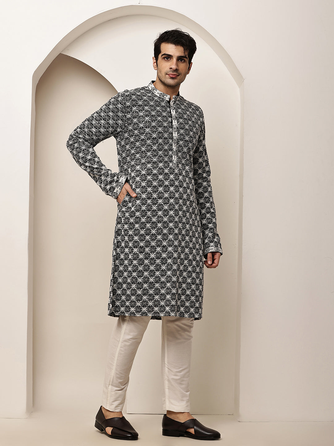 Men’s Black & White Embroidered Kurta Pyjama Set | SHOBITAM