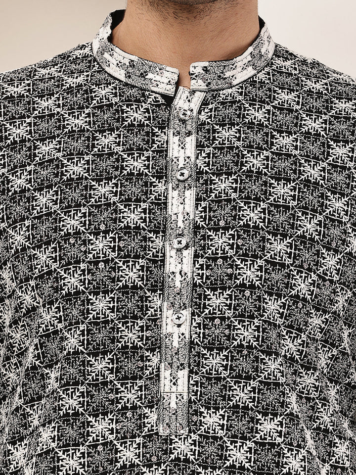 Men’s Black & White Embroidered Kurta Pyjama Set | SHOBITAM