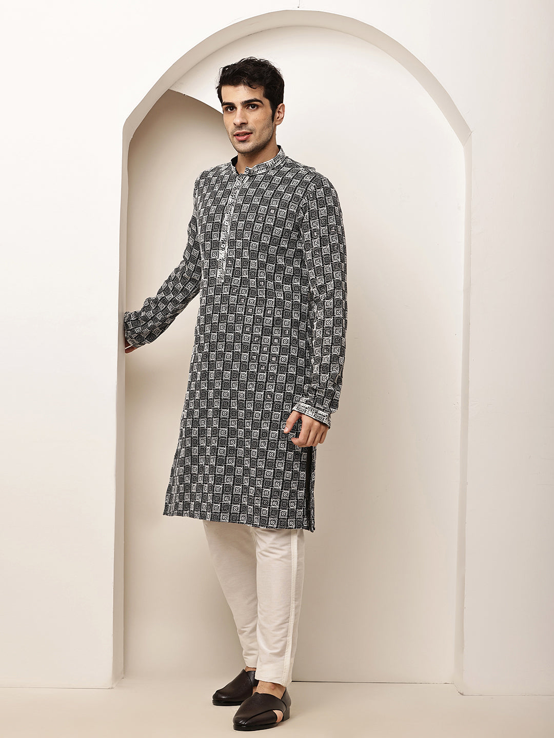 Men’s Black & White Embroidered Kurta Pyjama Set | SHOBITAM
