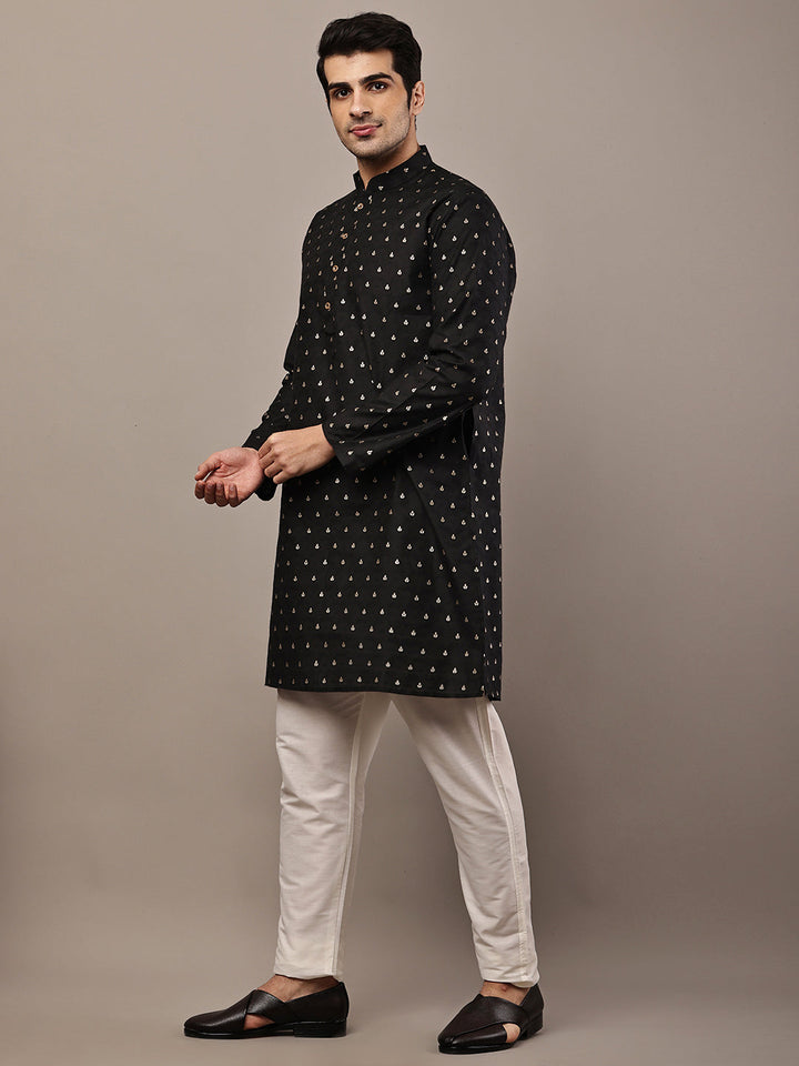 Men's Gerua Cotton Kurta Set | SHOBITAM