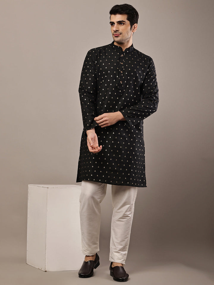 Men's Gerua Cotton Kurta Set | SHOBITAM