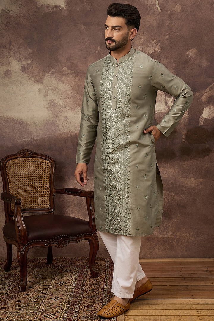 Green Silk Blend Solid Embroidered Straight Kurta with Trouser | Shobitam