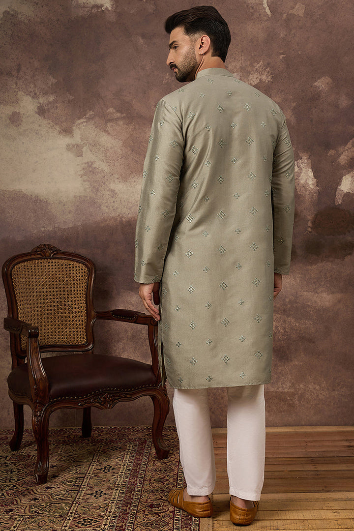 Green Silk Blend Solid Embroidered Straight Kurta with Trouser | Shobitam
