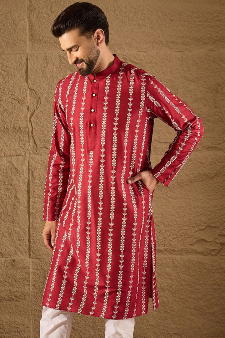 Maroon Viscose Rayon Printed Straight Kurta | SHOBITAM