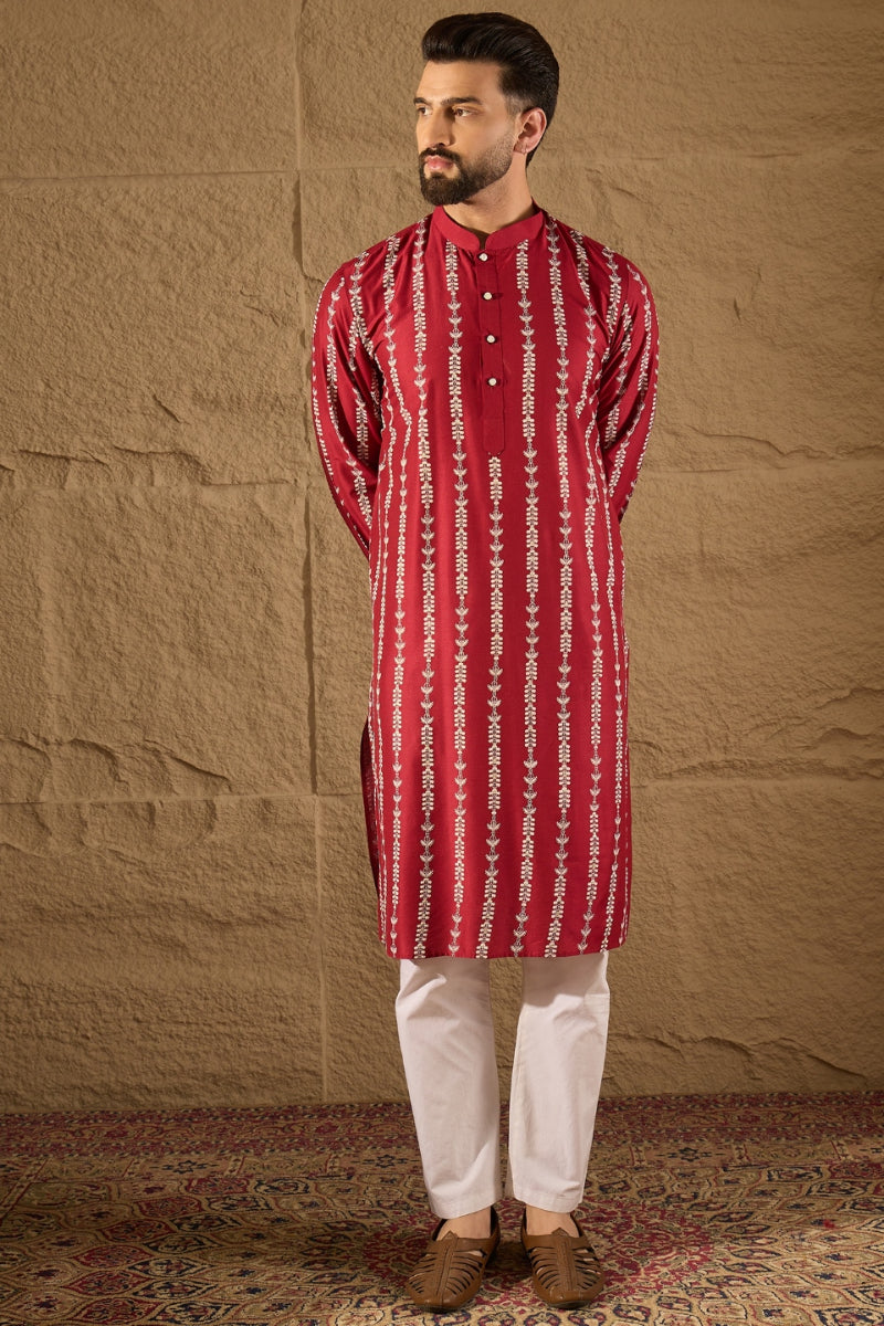 Maroon Viscose Rayon Printed Straight Kurta | SHOBITAM