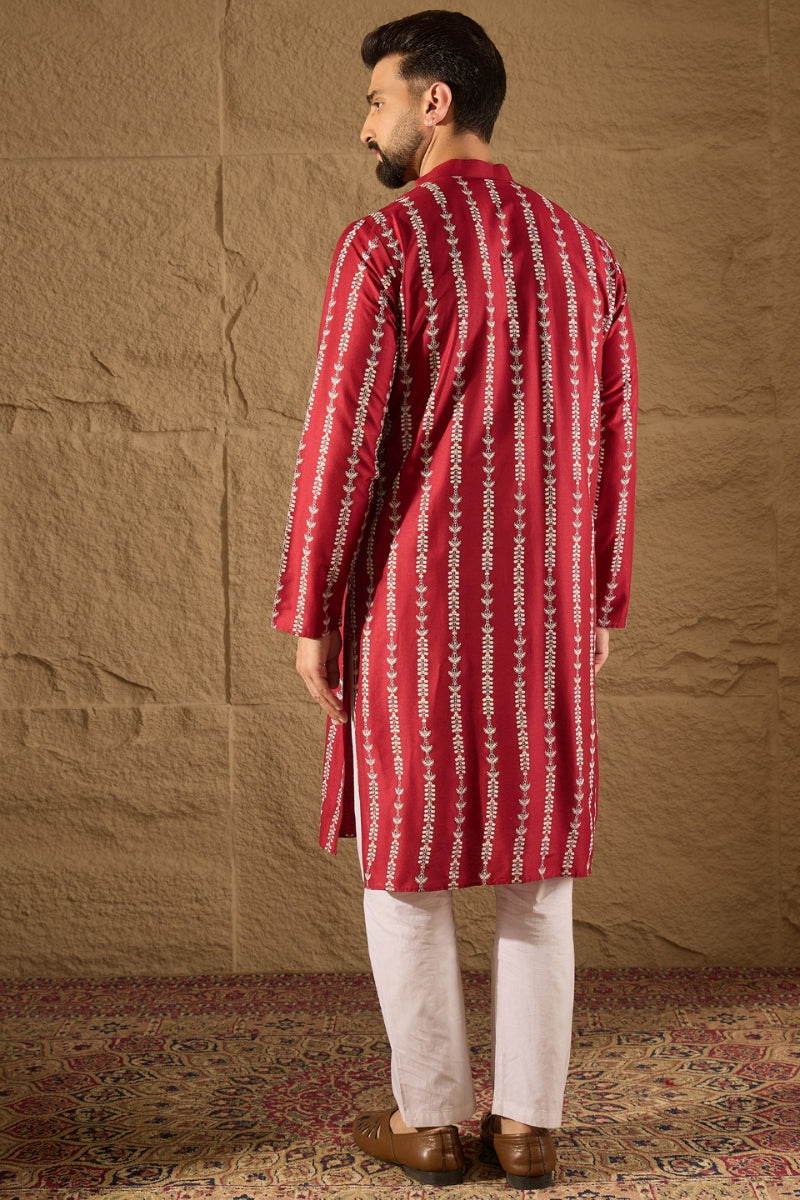 Maroon Viscose Rayon Printed Straight Kurta | SHOBITAM