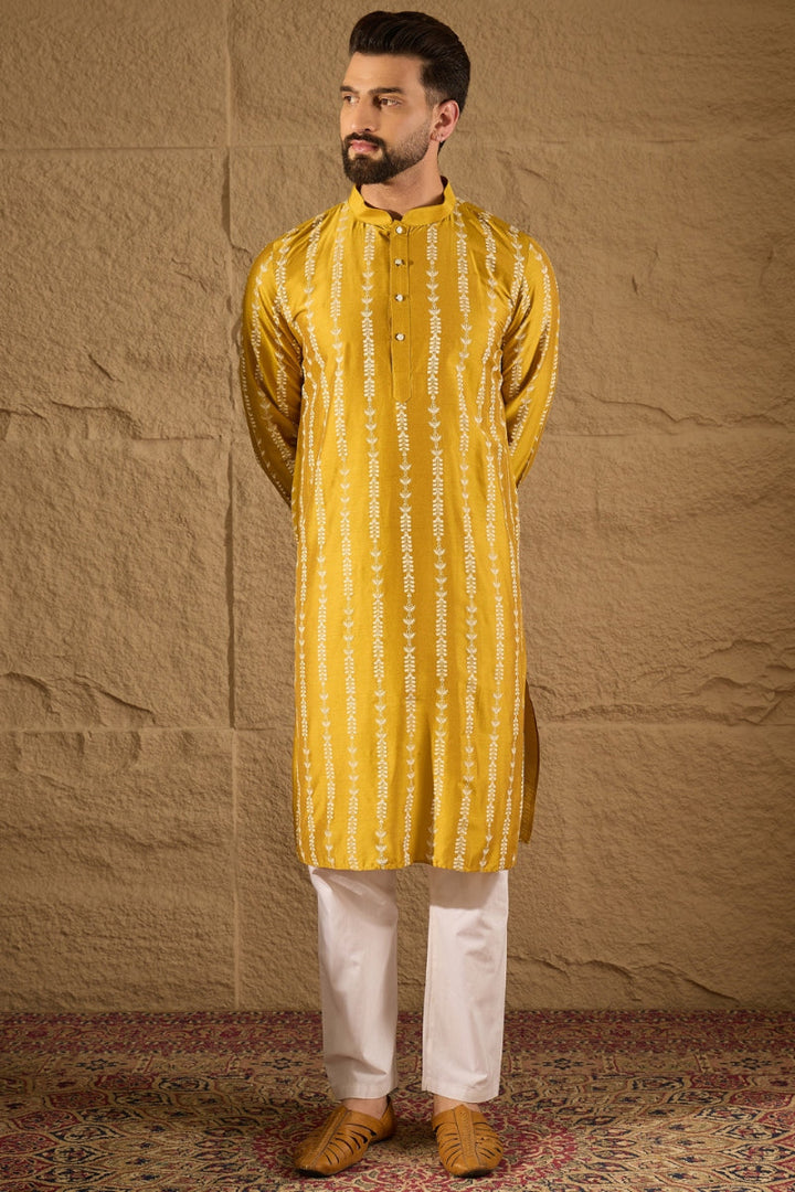 Yellow Viscose Rayon Ethnic Motifs Printed Straight Kurta | SHOBITAM