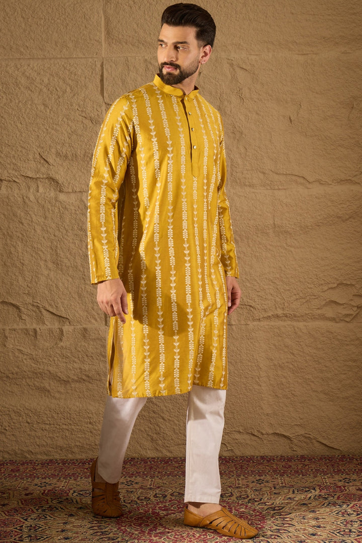 Yellow Viscose Rayon Ethnic Motifs Printed Straight Kurta | SHOBITAM