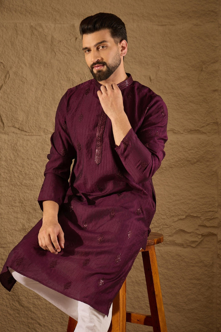 Purple Viscose Rayon Solid Embroidered Straight Kurta | SHOBITAM