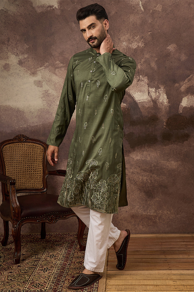 Green Silk Blend Solid Embroidered Straight Kurta | SHOBITAM