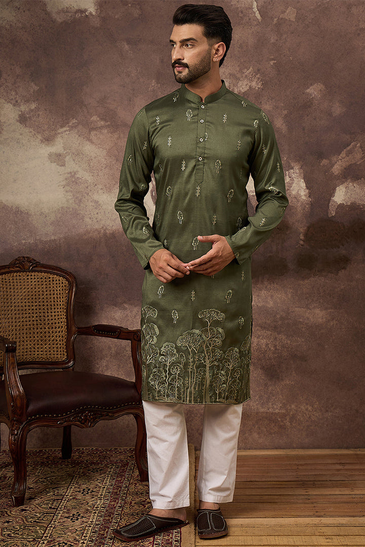 Green Silk Blend Solid Embroidered Straight Kurta | SHOBITAM