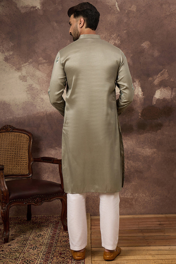 Green Silk Blend Solid Embroidered Straight Kurta | SHOBITAM