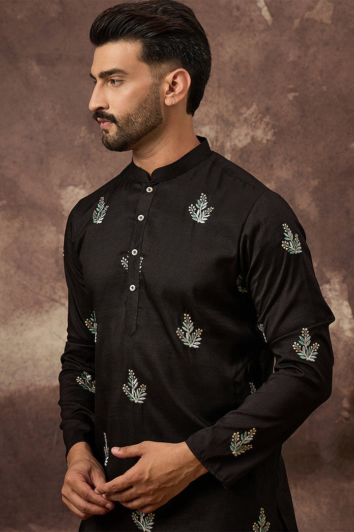 Black Silk Blend Solid Embroidered Straight Kurta | SHOBITAM