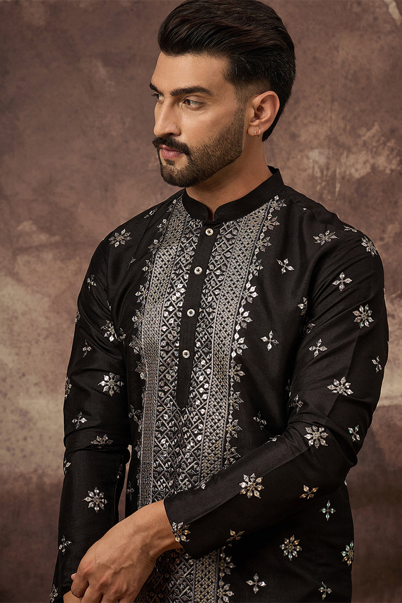 Black Silk Blend Solid Embroidered Straight Kurta | SHOBITAM