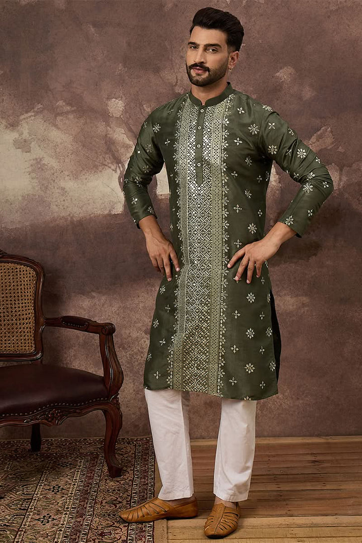 Green Silk Blend Solid Embroidered Straight Kurta With Pant Set | SHOBITAM