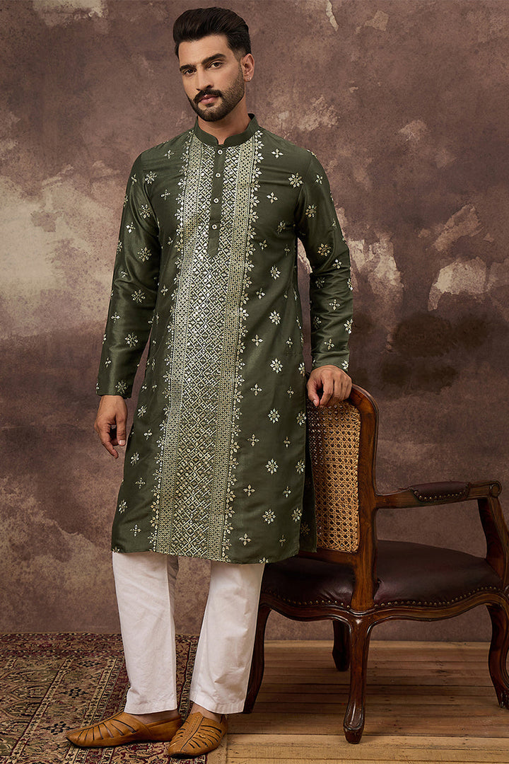 Green Silk Blend Solid Embroidered Straight Kurta | SHOBITAM