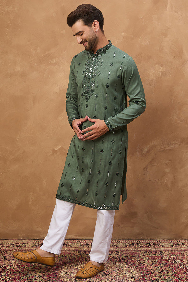 Green Silk Blend Solid Embroidered Straight Kurta | SHOBITAM