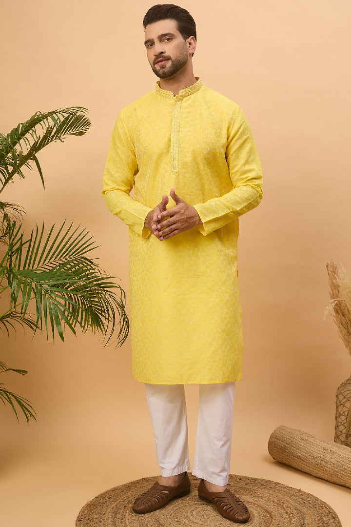 Yellow Silk Blend Solid Embroidered Straight Kurta With Pant Set | SHOBITAM