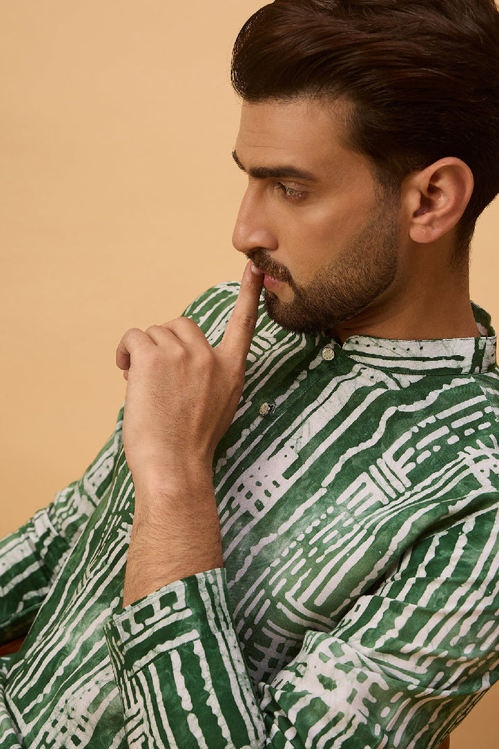 Green Viscose Rayon Batik Embroidered Straight Kurta With Pant Set | SHOBITAM