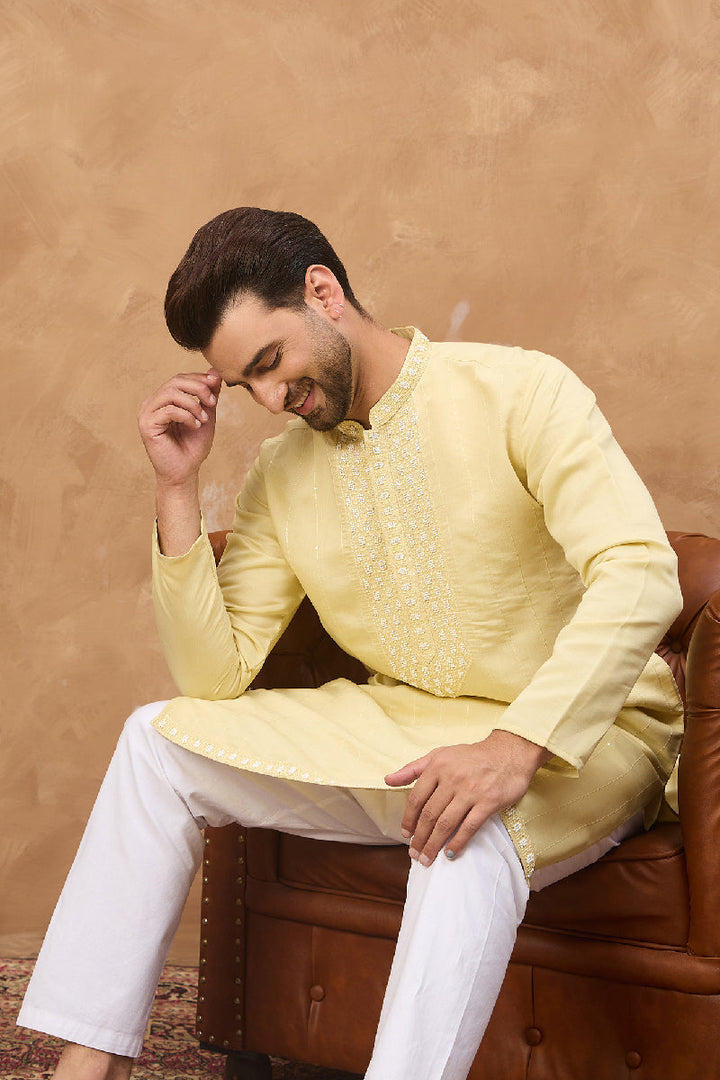 Yellow Silk Blend Solid Embroidered Straight Kurta With Pant Set | SHOBITAM