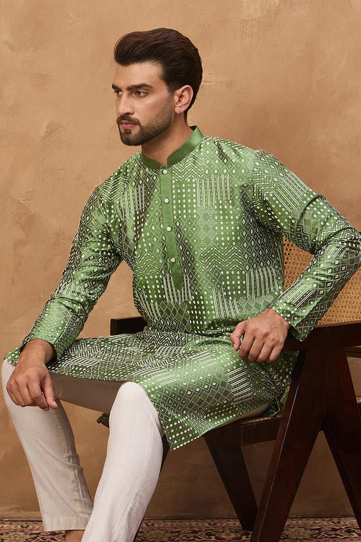 Green Silk Blend Geometric Printed Straight Kurta | SHOBITAM