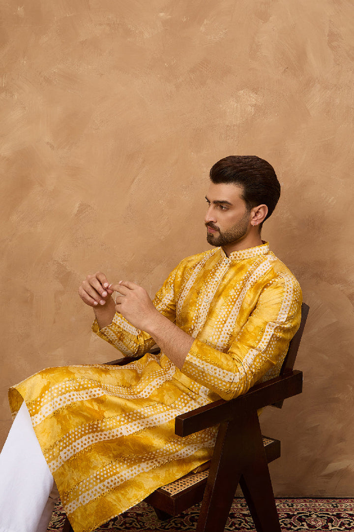 Yellow Silk Blend Shibori Embroidered Straight Kurta With Pant Set | Shobitam