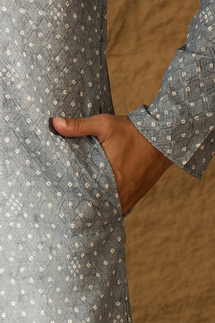 Blue Viscose Rayon Bandhani Embroidered Straight Kurta | SHOBITAM