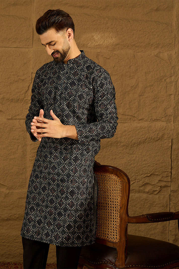 Black Cotton Solid Embroidered Straight Kurta | SHOBITAM