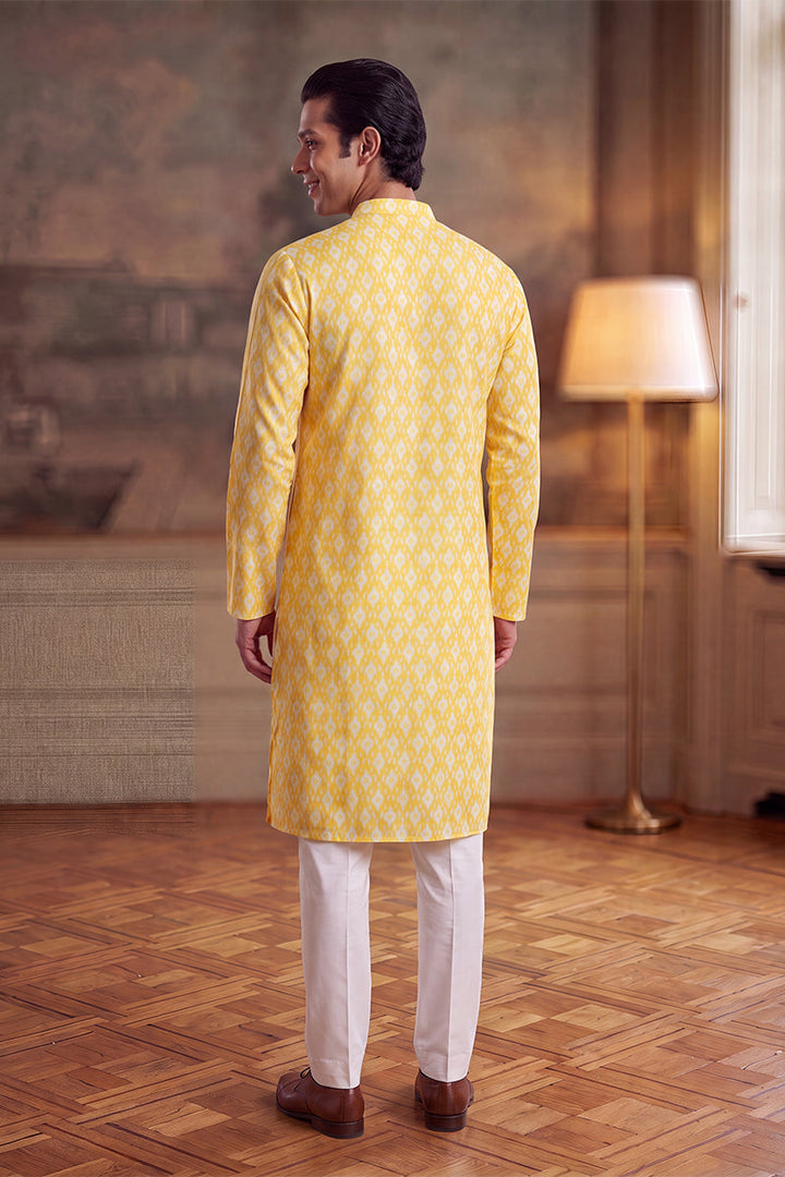 Mens Yellow Linen Ikkat Print Regular Kurta | SHOBITAM