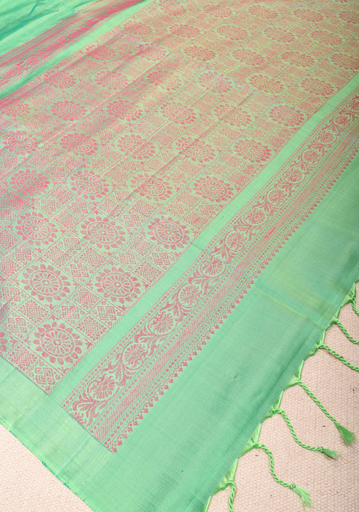 Green Kanjivaram Soft Silk Borderless Saree with Resham Buttas and Raw Silk Interweave| SILK MARK CERTIFIED
