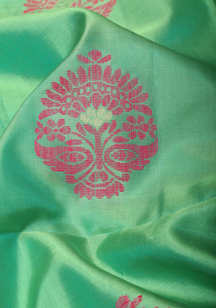 Green Kanjivaram Soft Silk Borderless Saree with Resham Buttas and Raw Silk Interweave| SILK MARK CERTIFIED