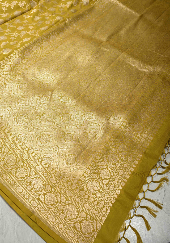 Mint Green Pure Benaras Silk Saree Heena With Meenakari Floral Jaal and Zari Border| SILK MARK CERTIFIED