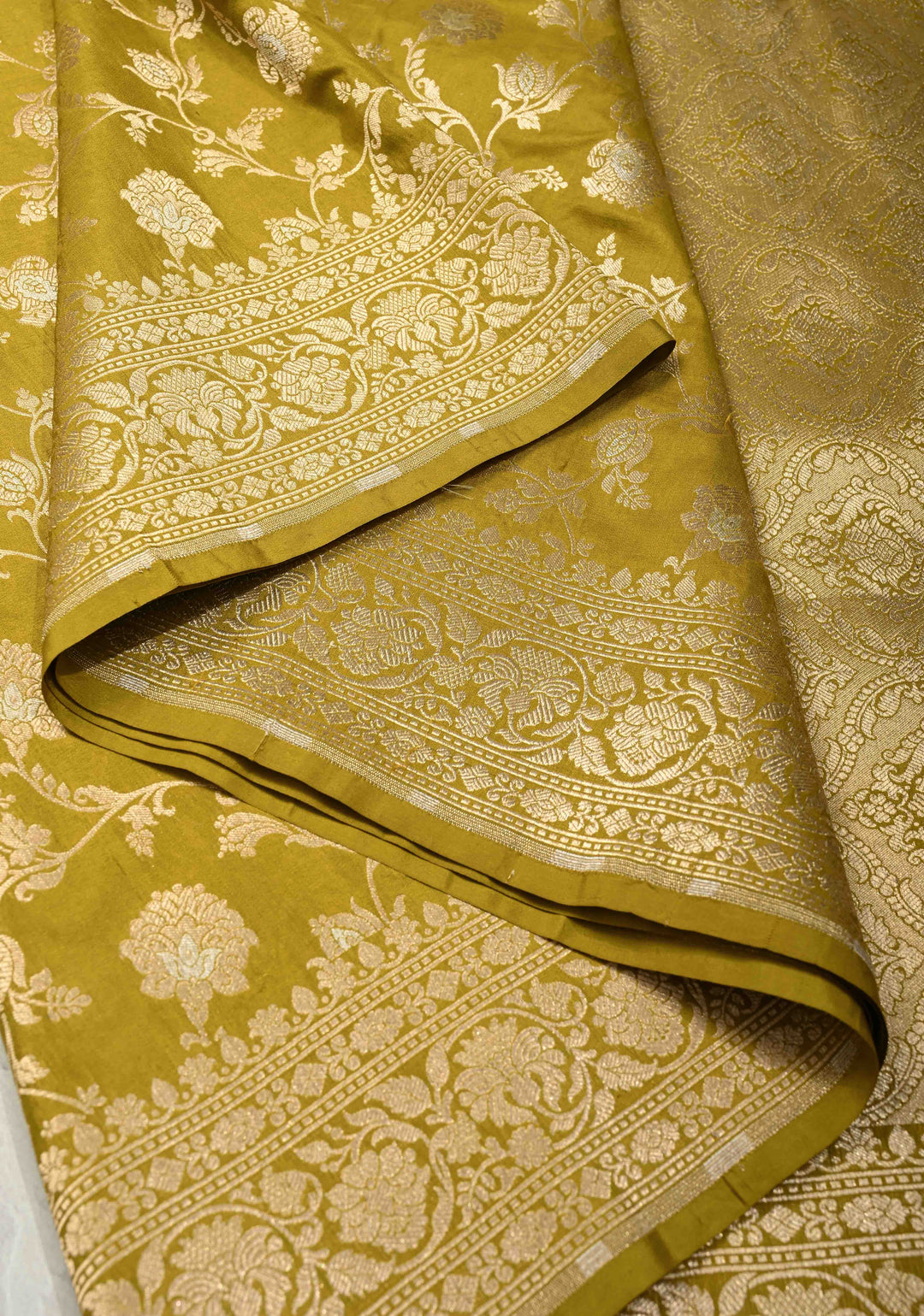 Mint Green Pure Benaras Silk Saree Heena With Meenakari Floral Jaal and Zari Border| SILK MARK CERTIFIED