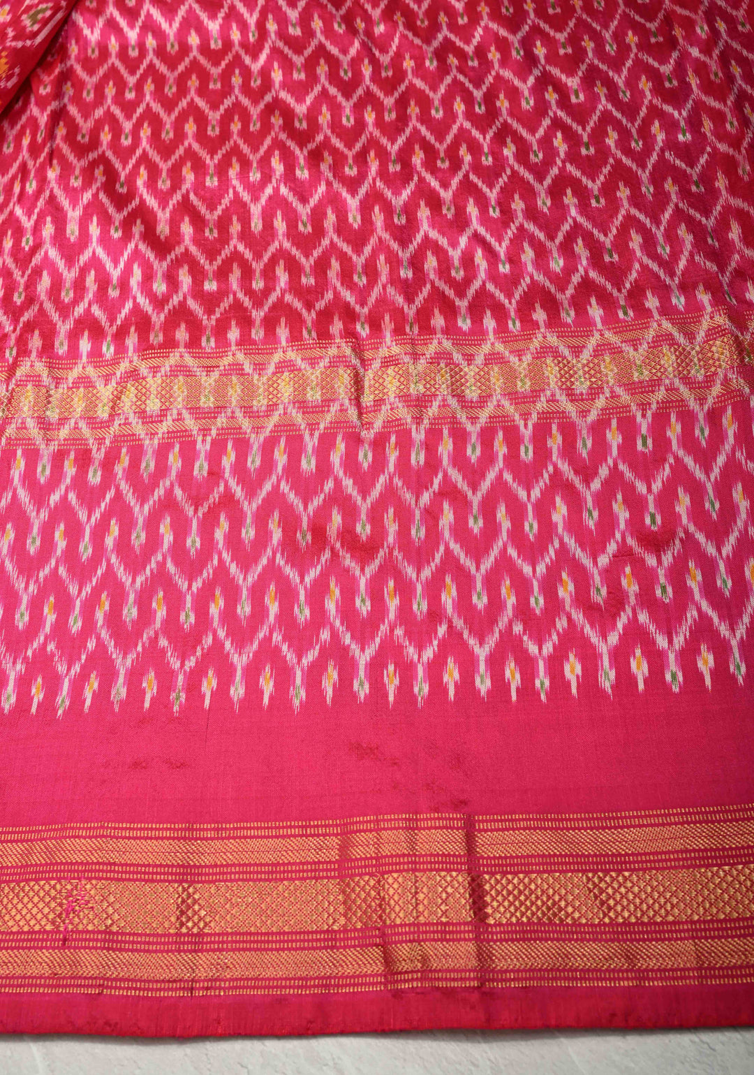 Green With Red Pochampally Ikkat Silk Saree Sindoora with Zari Border | SILK MARK CERTIFIED