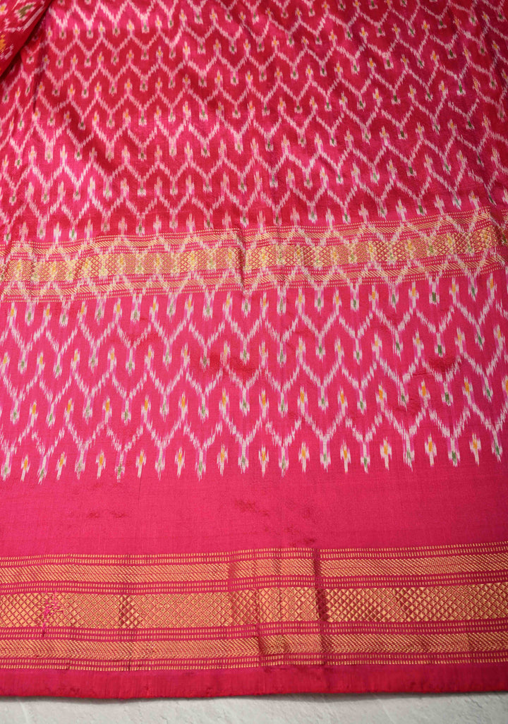 Green With Red Pochampally Ikkat Silk Saree Sindoora with Zari Border | SILK MARK CERTIFIED