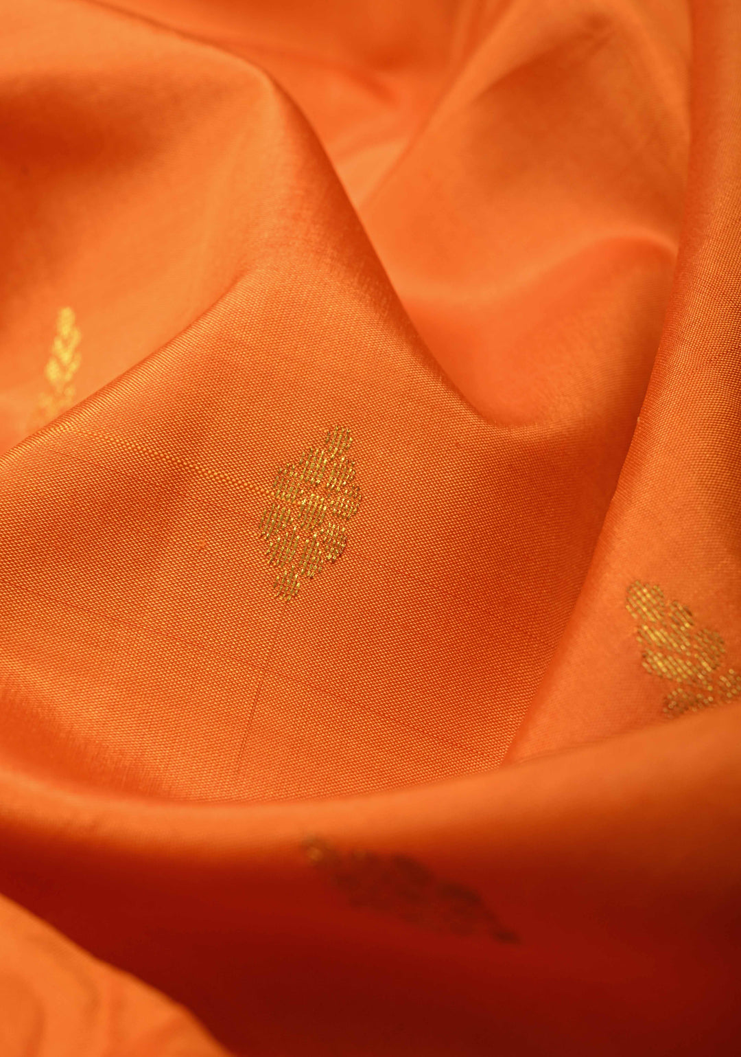 Orange Dual Tone Pure Kanjivaram Silk Saree Mambazham with Zari Buttas and Zari Border | SILK MARK CERTIFIED