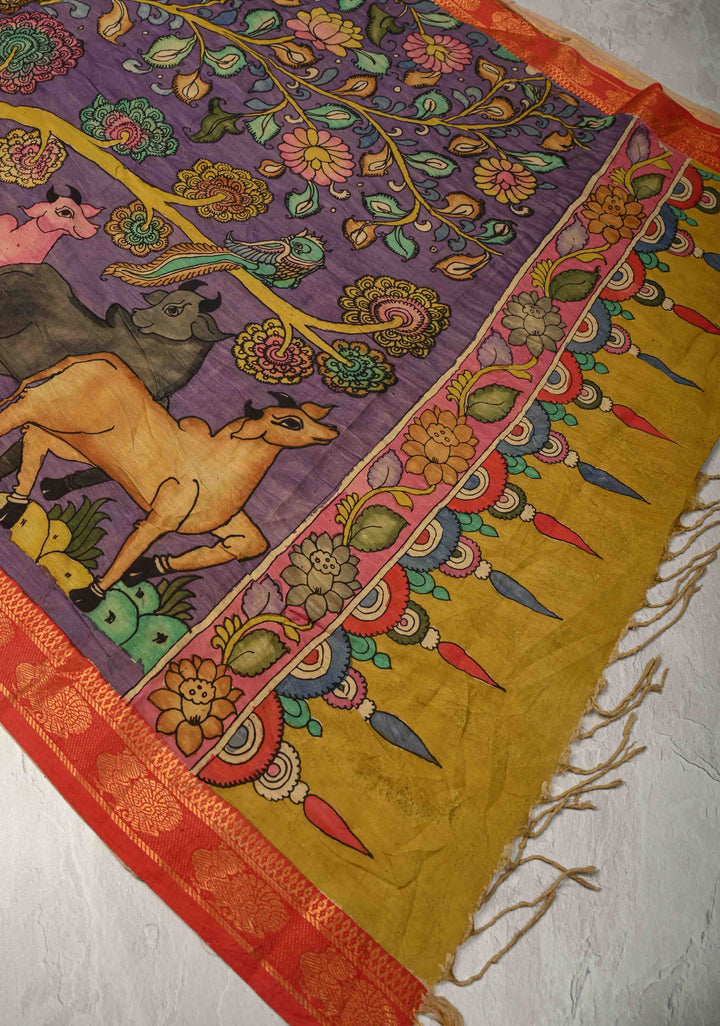 DUPATTA : Lavender Authentic Pen Kalamkari Pichwai Design with Cow and Floral Blooms Dupatta on Mangalagiri Silk Cotton