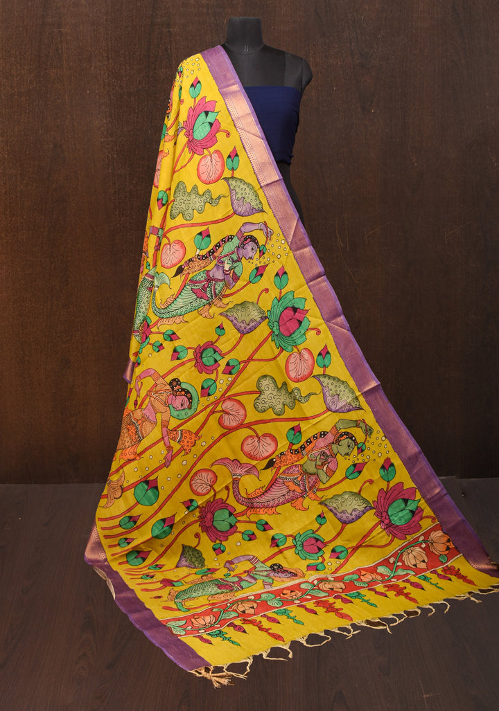 Dupatta : Pen Kalamkari Dupatta in Yellow