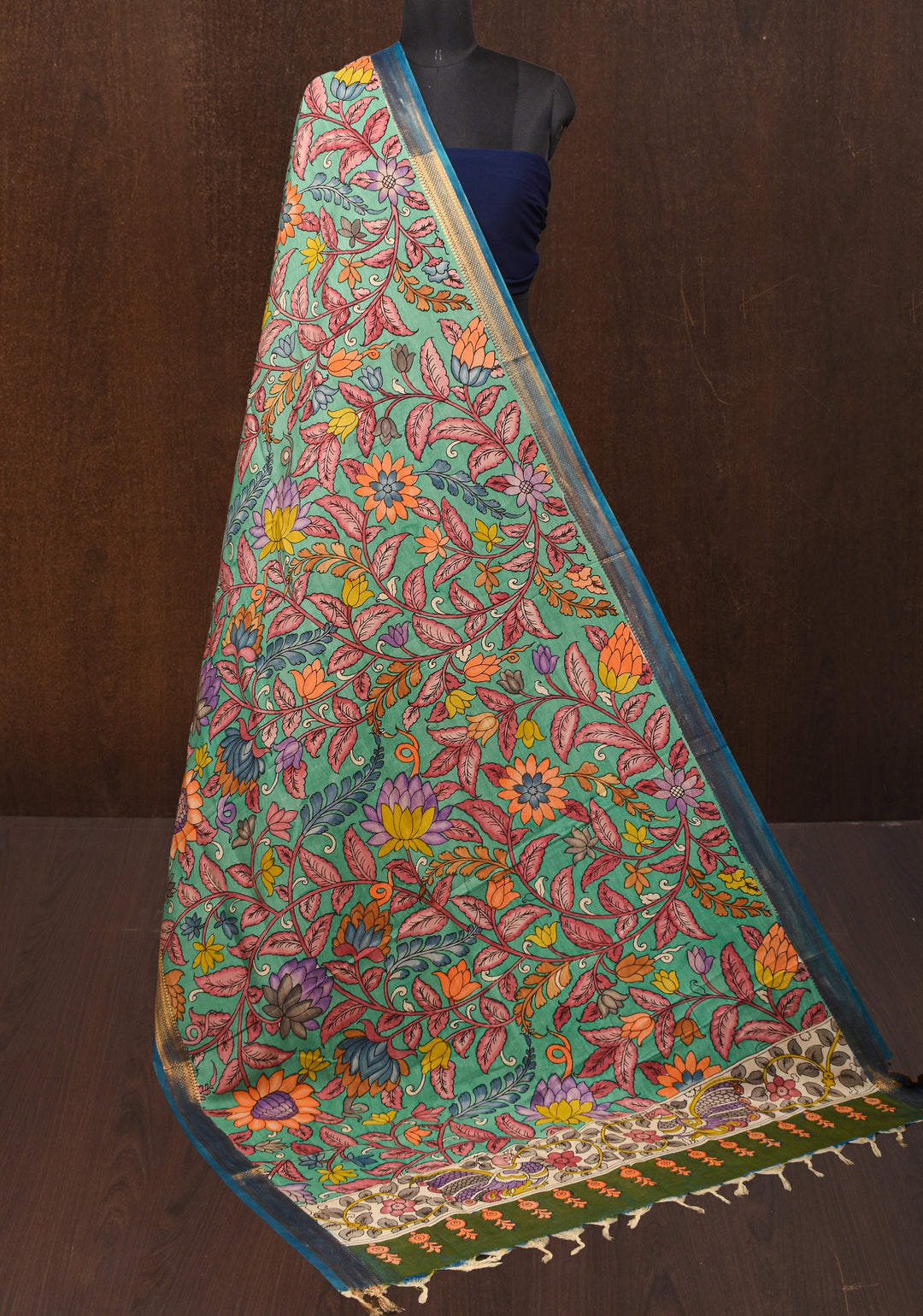 Dupatta :  Authentic Pen Kalamkari on Mangalagiri Silk Cotton Dupatta with Floral Design