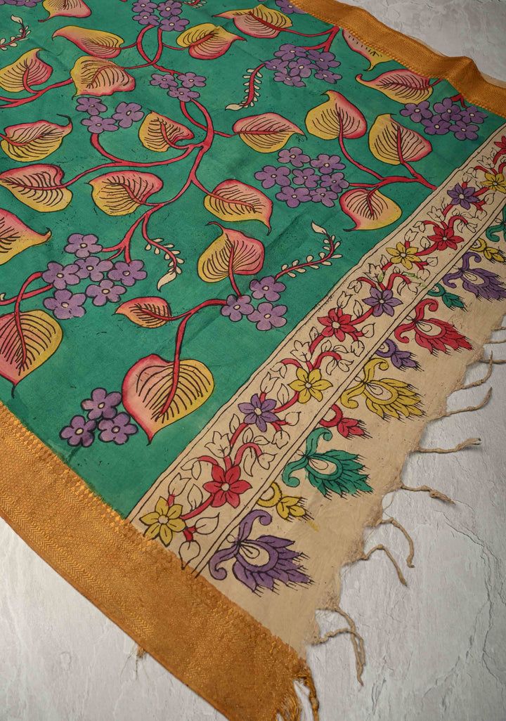 DUPATTA : Rama Green Authentic Pen Kalamkari on Mangalagiri Silk Cotton Dupatta with Floral Theme