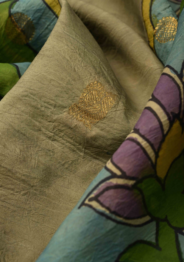 Floral and Arches Theme : Authentic Pen Kalamkari on Pure Kanjivaram Silk Saree with Two Sides Green Border | SILK MARK CERTIFIED