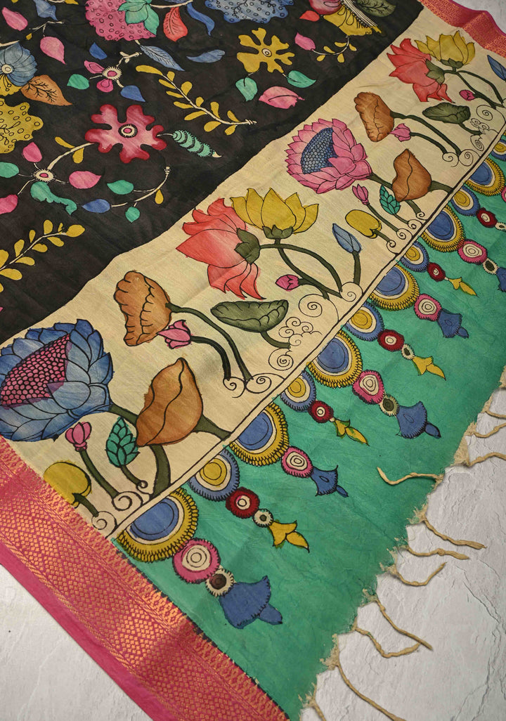 DUPATTA : Black Authentic Pen Kalamkari on Mangalagiri Silk Cotton Dupatta with Floral Blooms Design