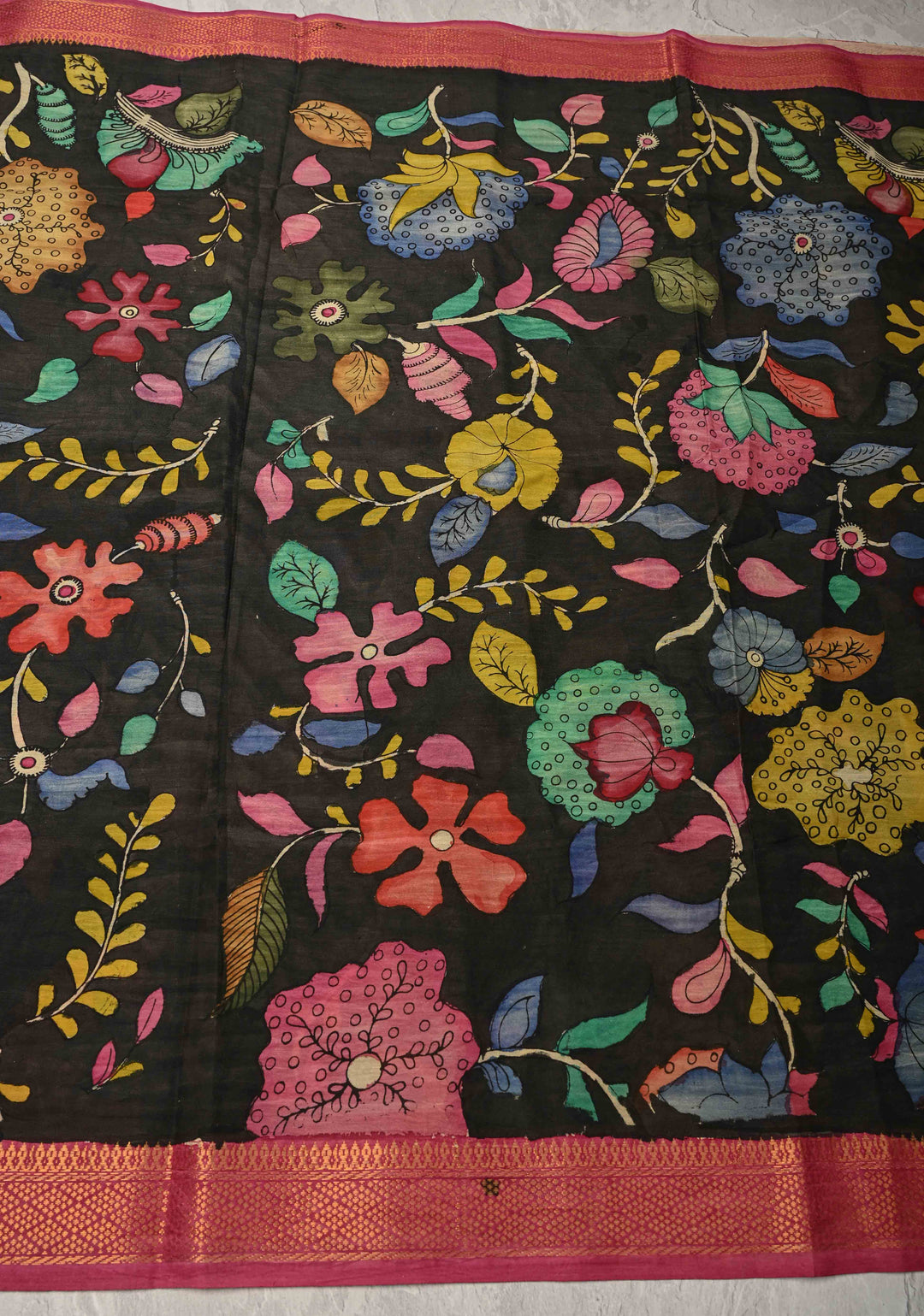 DUPATTA : Black Authentic Pen Kalamkari on Mangalagiri Silk Cotton Dupatta with Floral Blooms Design