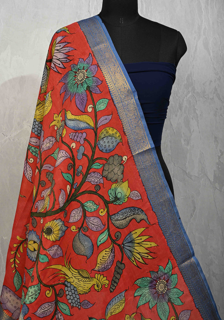 DUPATTA : Pinkish Red Authentic Pen Kalamkari on Mangalagiri Silk Cotton Dupatta with Vanasingaram Theme
